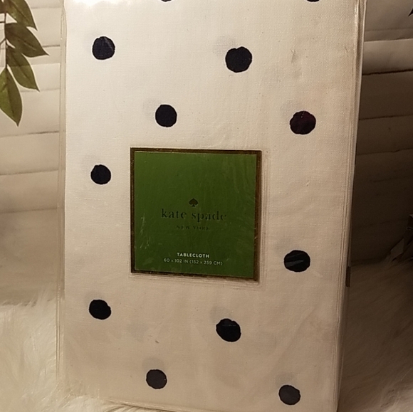 Kate Spade Charlotte Street Tablecloth - Picture 2 of 5